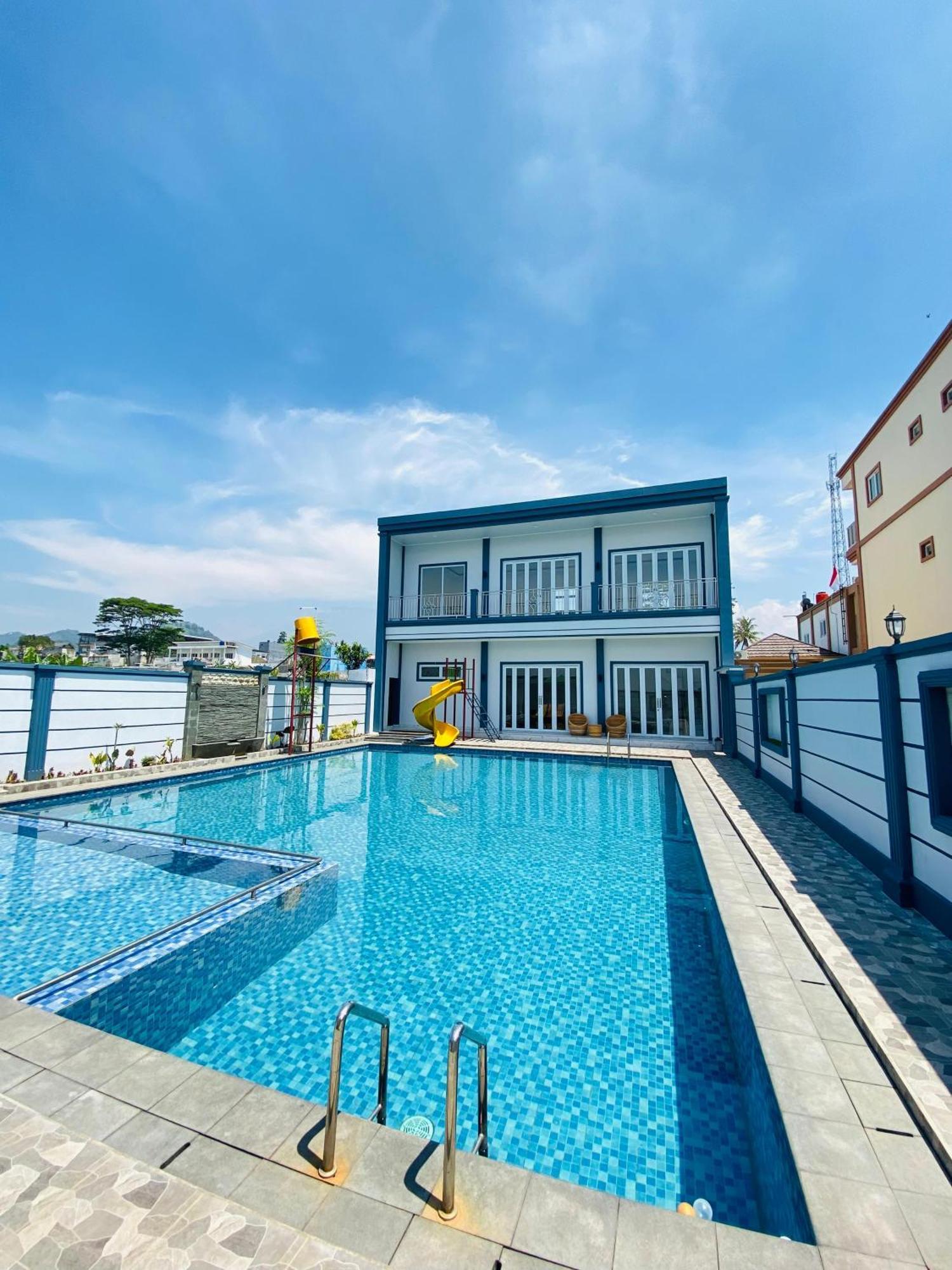 Villa Imperial Diamond Cibadak  외부 사진