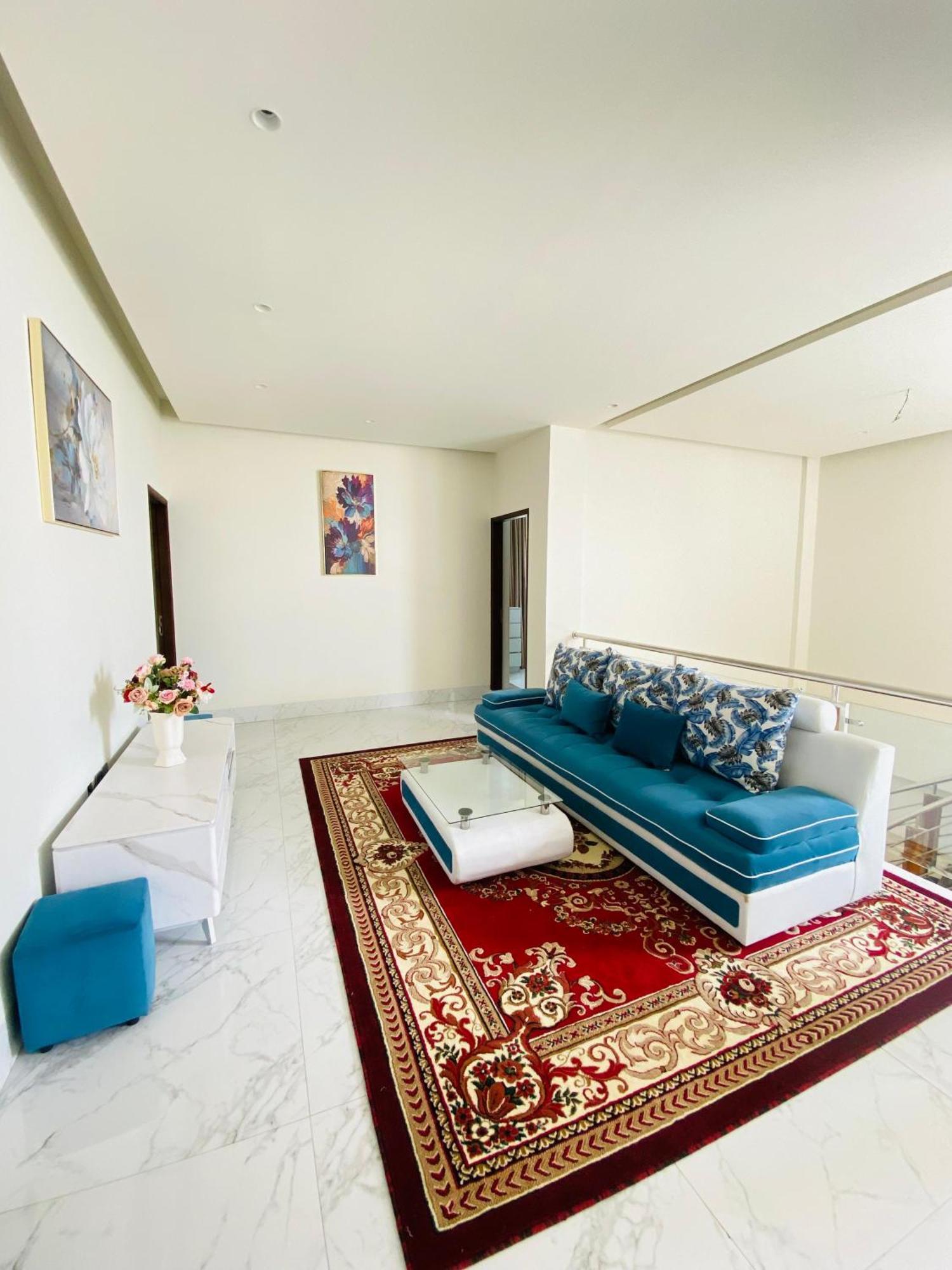 Villa Imperial Diamond Cibadak  외부 사진