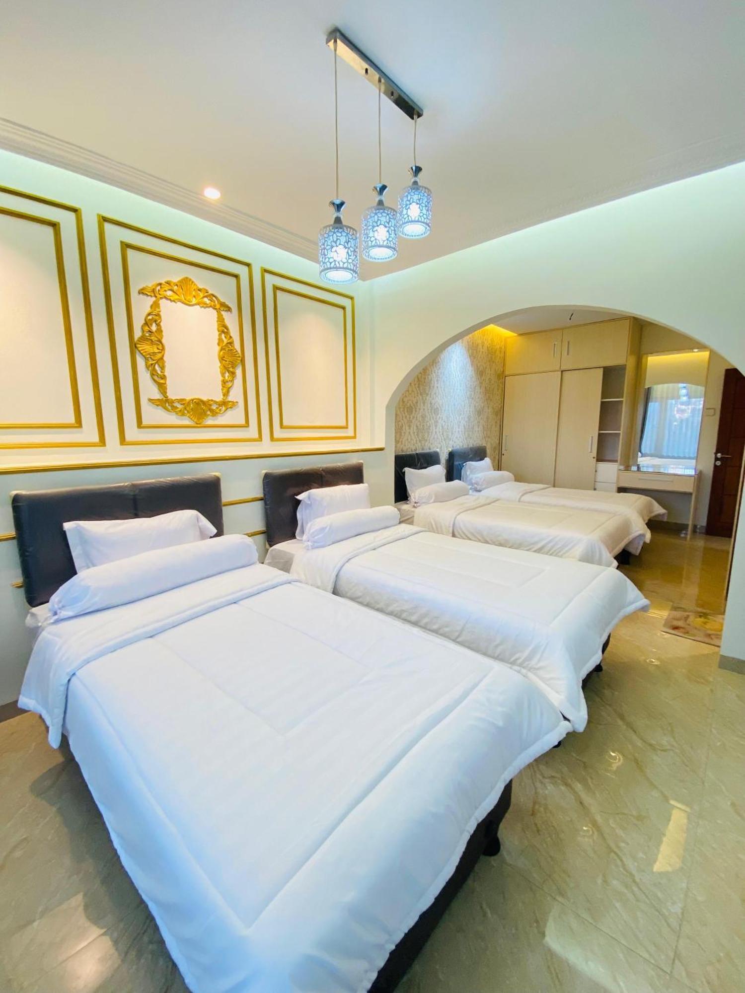 Villa Imperial Diamond Cibadak  외부 사진