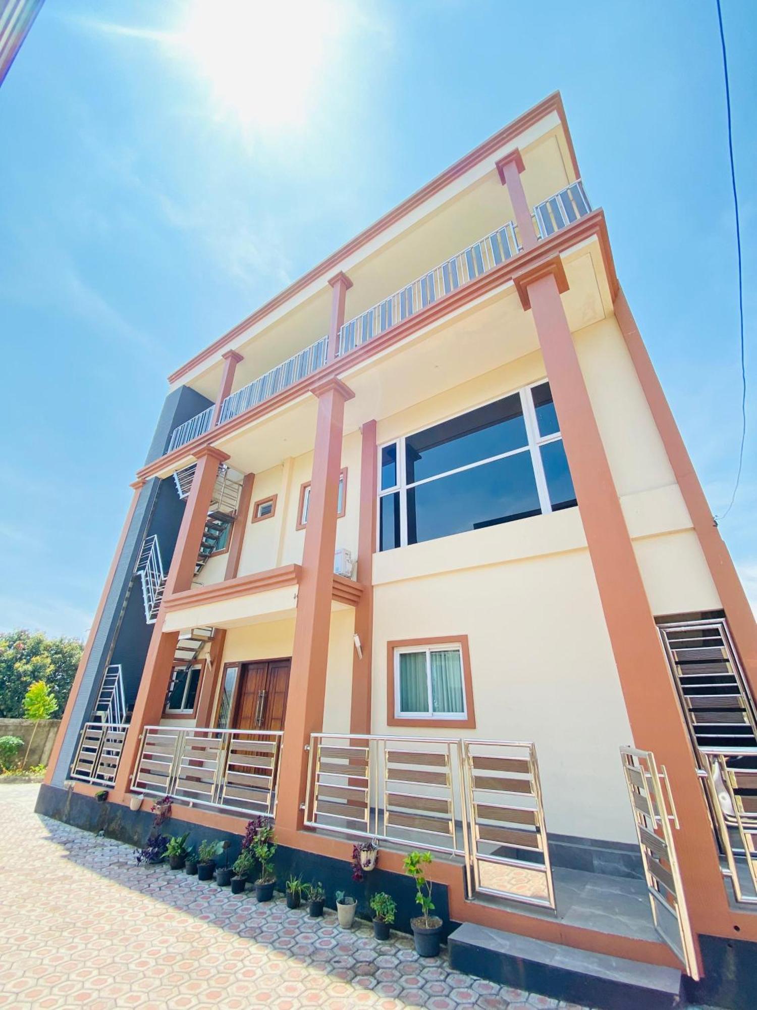 Villa Imperial Diamond Cibadak  외부 사진